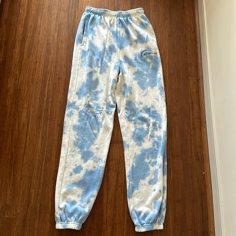 Summer Fridays Sweat Set (top and bottom)